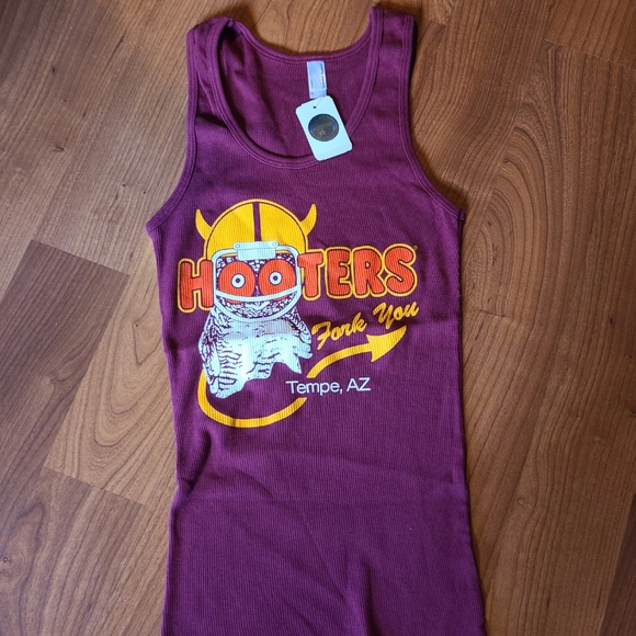 NWT Hooters small tank top - Picture 5 of 12